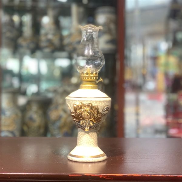 Đèn Dầu Men Rạn Vẽ Vàng 24K