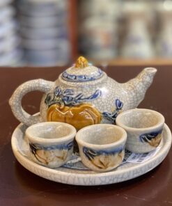 Bộ Ấm Chén Trà Thờ Men Rạn Đắp Nổi