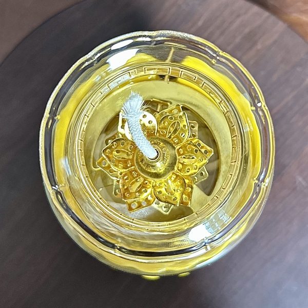 Đèn Dầu Gấm Vàng