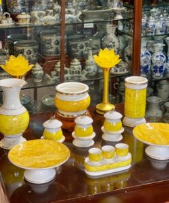 Bộ Đồ Thờ Thần Linh Sứ Vân Đá Vàng BDTTLVDV1
