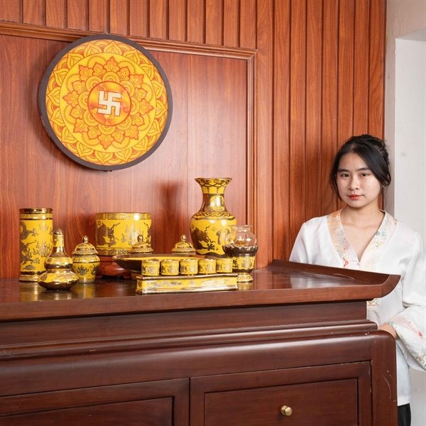 Bộ Đồ Thờ Thần Linh Sứ Vàng Kim Sa