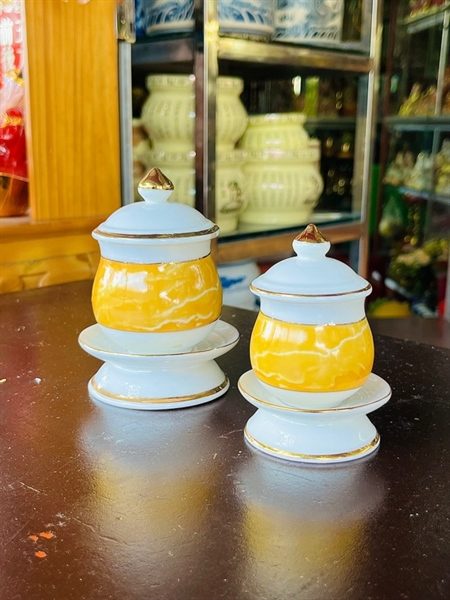 Chóe Thờ Vân Đá Vàng