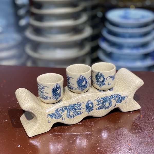 Kỷ Ngai Nước 3 Chén Men Rạn Vẽ