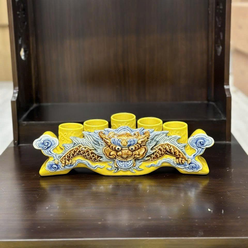 Kỷ Ngai 5 Chén Men Vàng Hoàng Kim