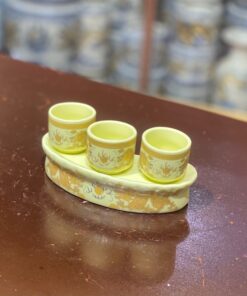 Khay / Kỷ Nước 3 Chén Men Vàng Ngà
