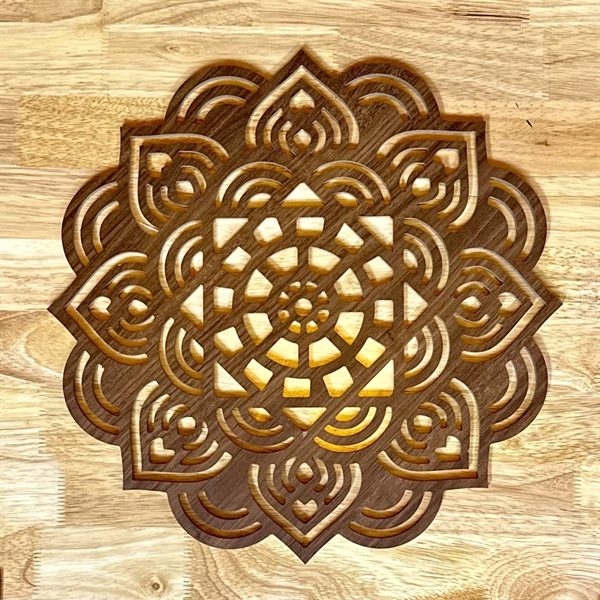 Tấm Trang Trí Trung Tâm Sau Bàn Thờ