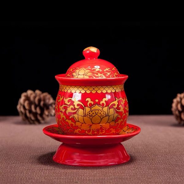 Chóe Thờ Sứ Gấm Đỏ