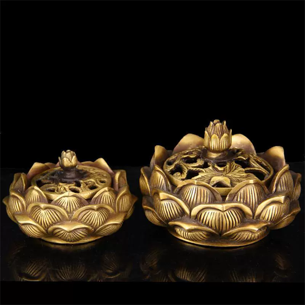 Đốt Trầm Sen Vàng Đồng