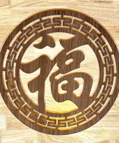 Tấm Trang Trí Trung Tâm Sau Bàn Thờ
