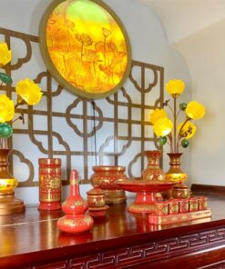 Bộ Đồ Thờ Thần Linh Sứ Gấm Đỏ Đẹp BTLGD