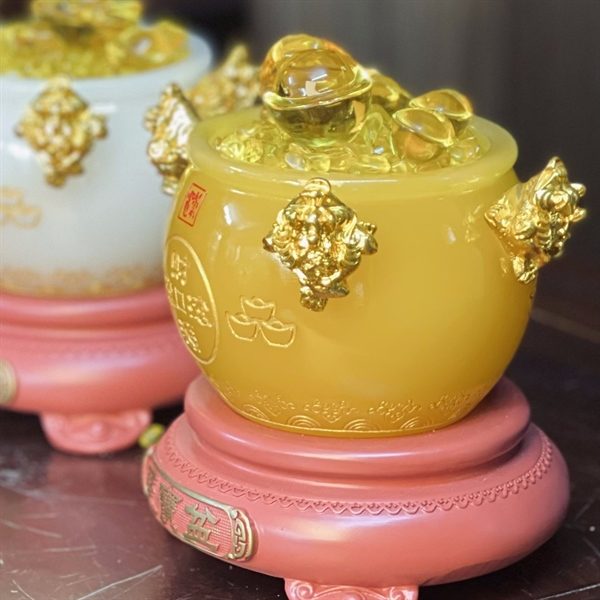 Bồn Tụ Bảo Chiêu Tài Đá Vàng