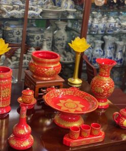 Bộ Đồ Thờ Thần Linh Sứ Gấm Đỏ BDTTLGD02