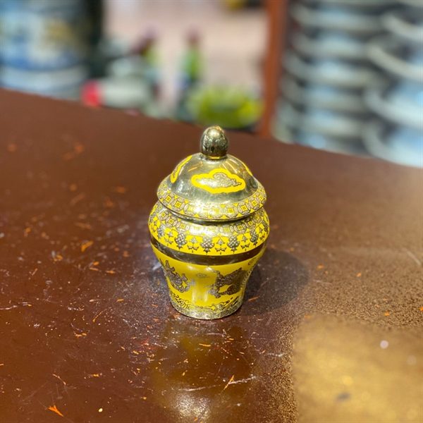Chóe Thờ Sứ Men Vàng Kim Sa