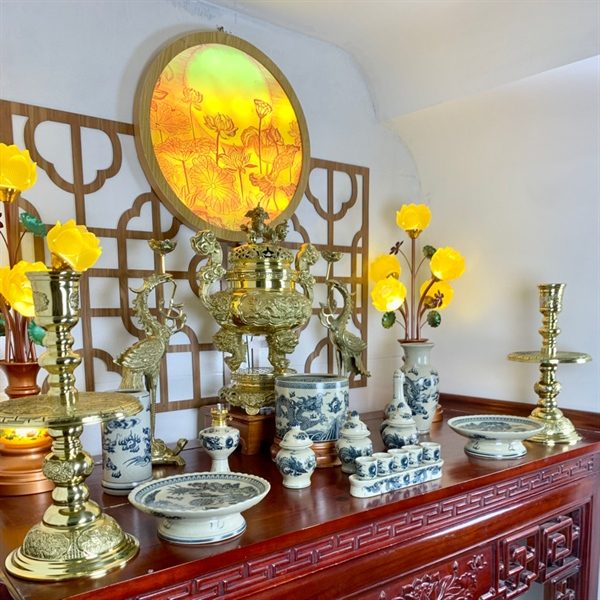 Bộ Đồ Thờ Thần Linh Men Rạn Vẽ BTL01RV