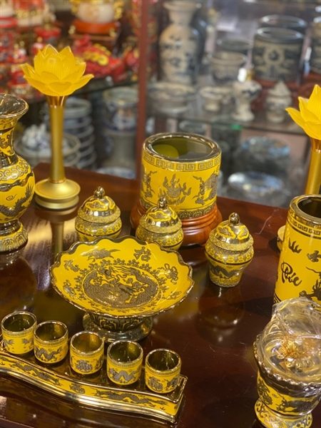Bộ Bát Hương Sứ Kim Sa Thờ Thần Linh BTL02KS2