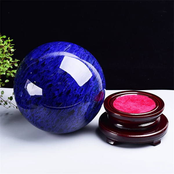Quả Cầu Màu Xanh Biển Obsidian