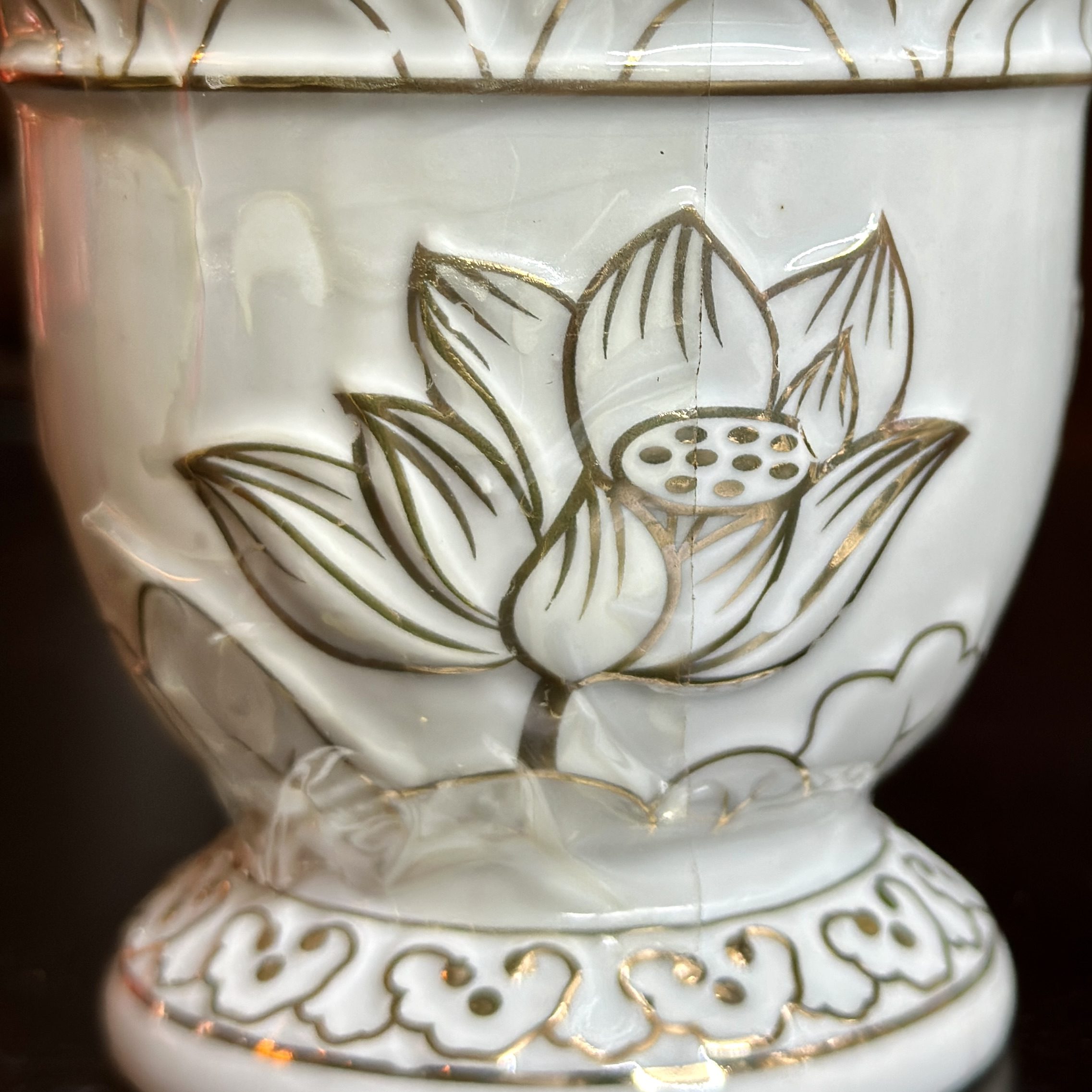Đèn Dầu Hoa Sen Bạch Ngọc