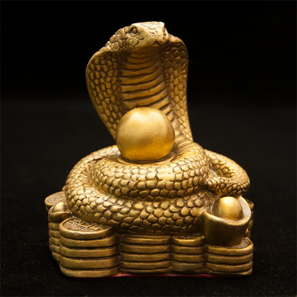 Tượng Rắn Đồng Ngậm Ngọc Phong Thủy – Thờ Gia Tiên