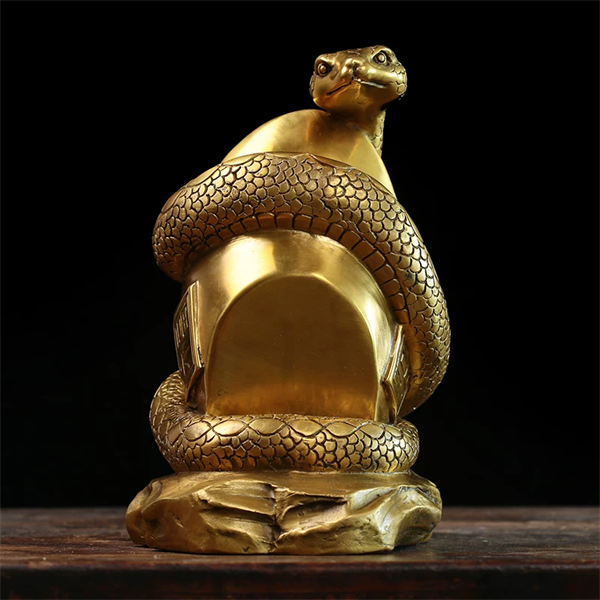 Rắn Đồng Ôm Thỏi Vàng Phong Thủy