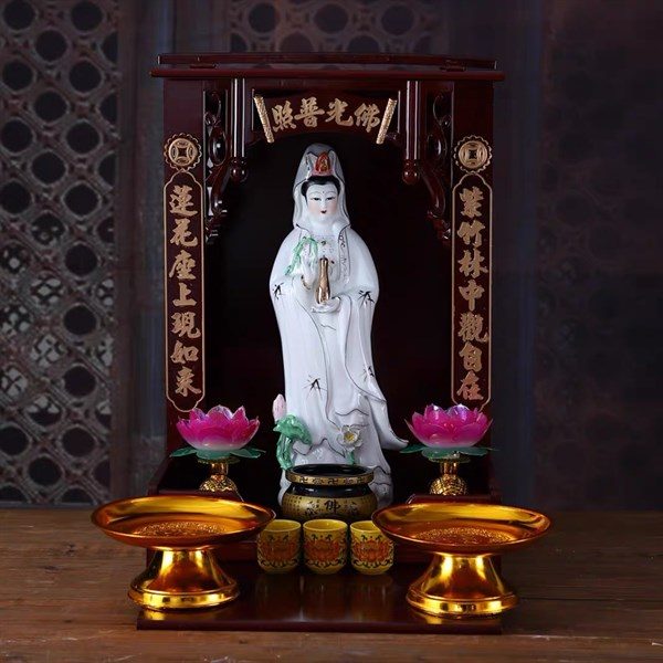 Tượng Quan Âm Tọa Sen