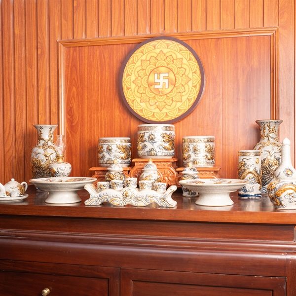 Bộ Thờ Gia Tiên Men Rạn Vẽ Vàng BTGTMRVV1