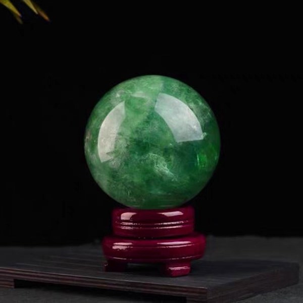 Quả Cầu Đá Phong Thủy Thạch Anh Xanh