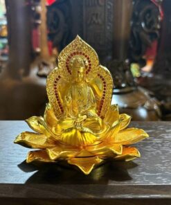 Tượng Phật Bà Ngồi Đài Sen Đặt Ô Tô