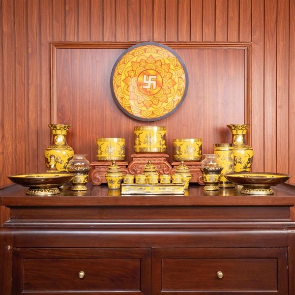 Bộ Đồ Thờ Gia Tiên Sứ Vàng Kim Sa