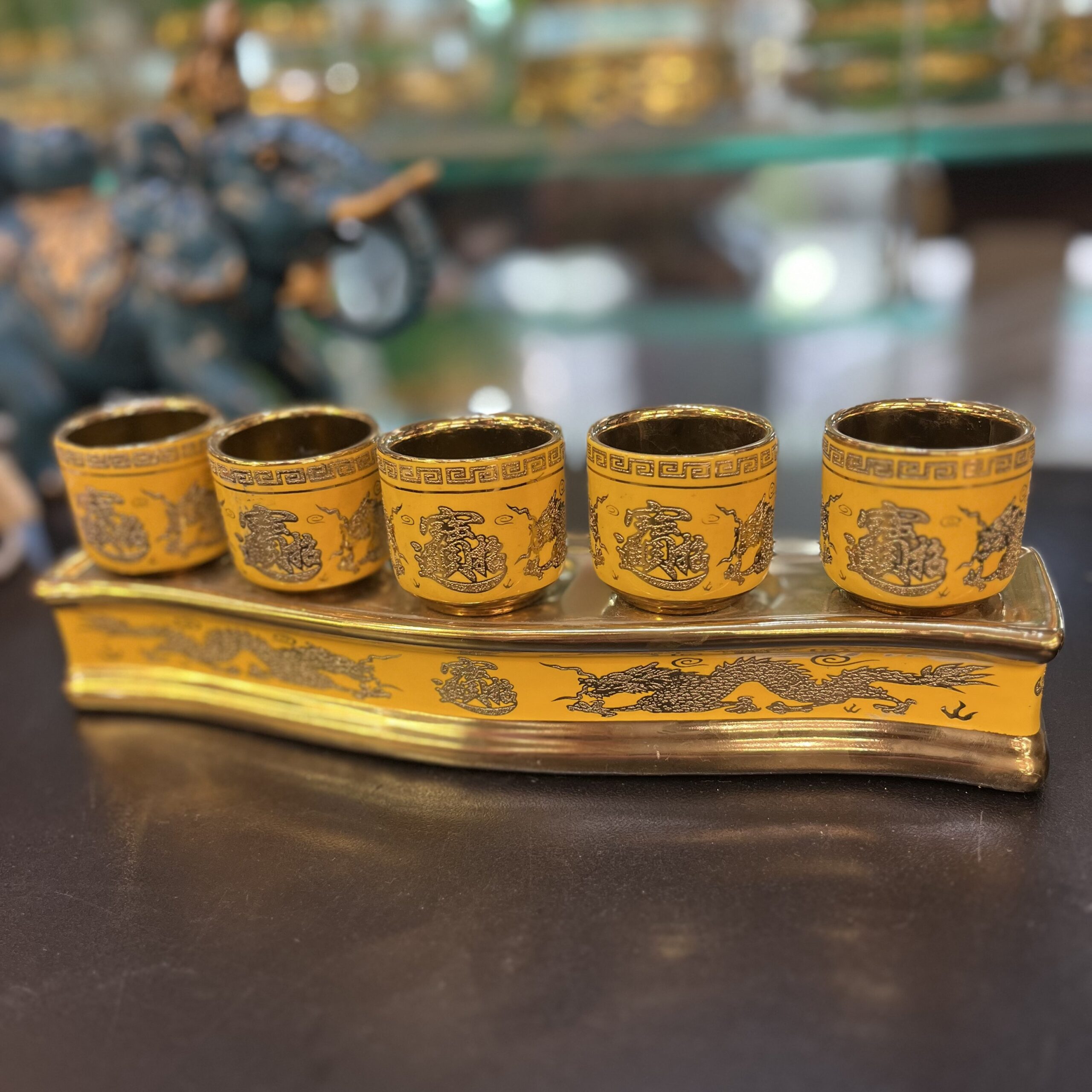Khay Nước 5 Chén Men Vàng Kim Sa