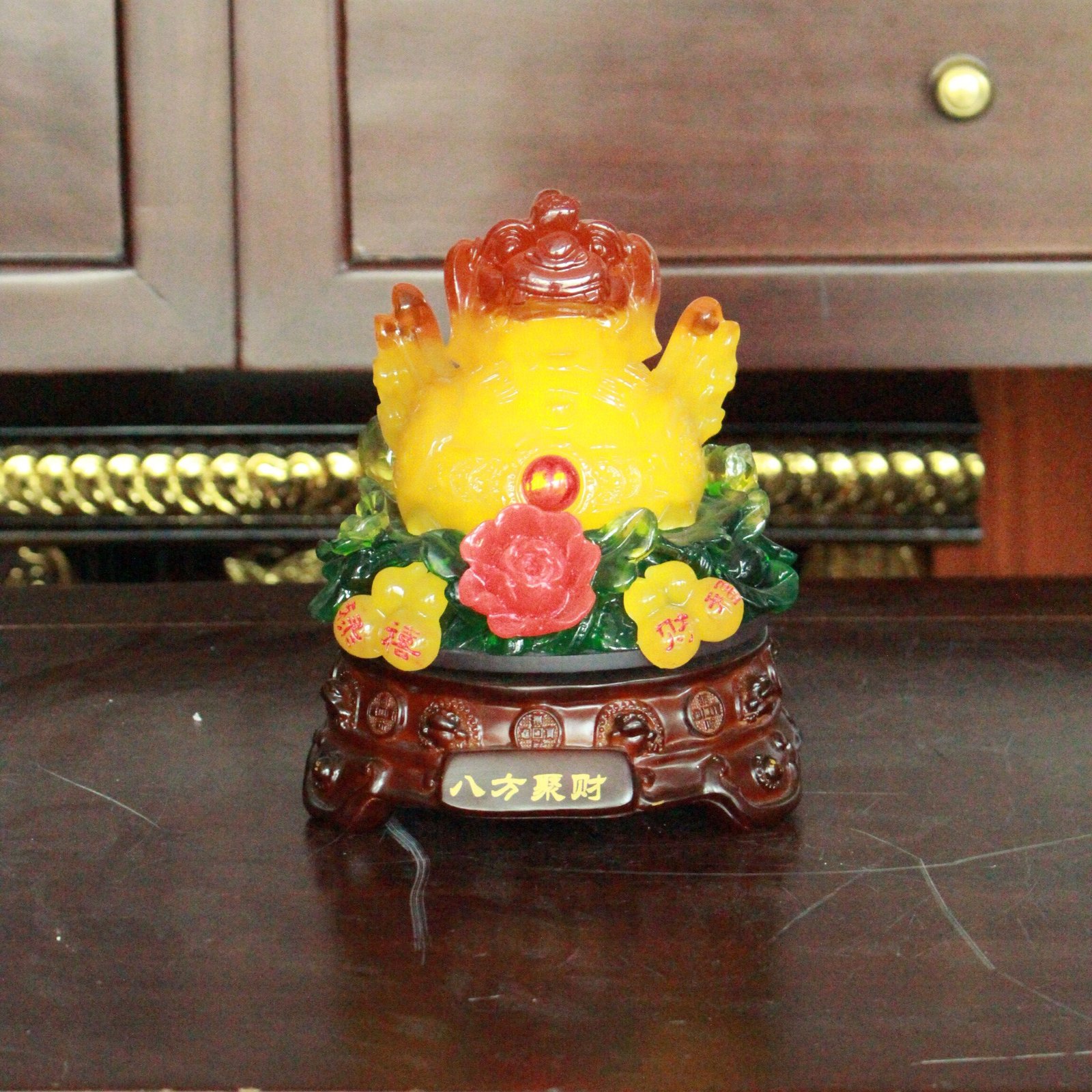 Tỳ Hưu Phong Thuỷ Xoay Đế Gỗ Hồ Lô Vàng