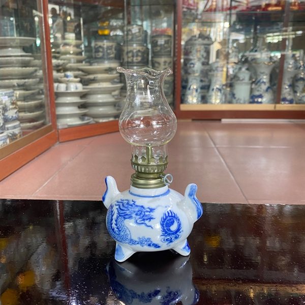 Đèn Dầu 3 Chân Men Lam