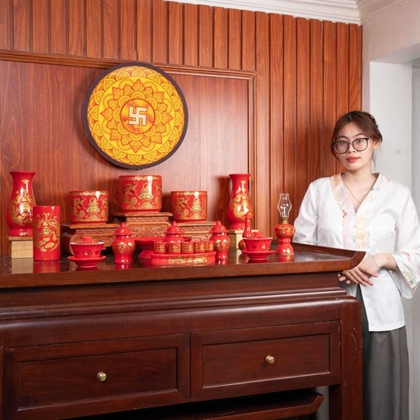 Bộ Đồ Thờ Gia Tiên Sứ Đỏ Bát Tràng