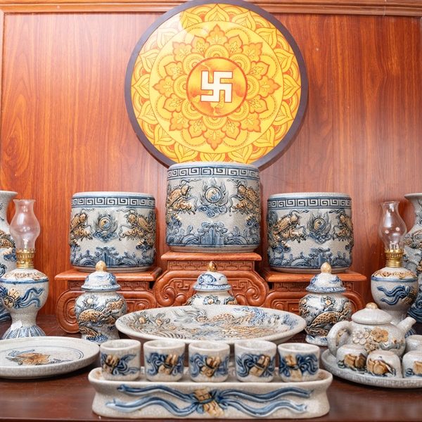 Bộ Thờ Gia Tiên Men Rạn Đắp Nổi BTGTMRDN3