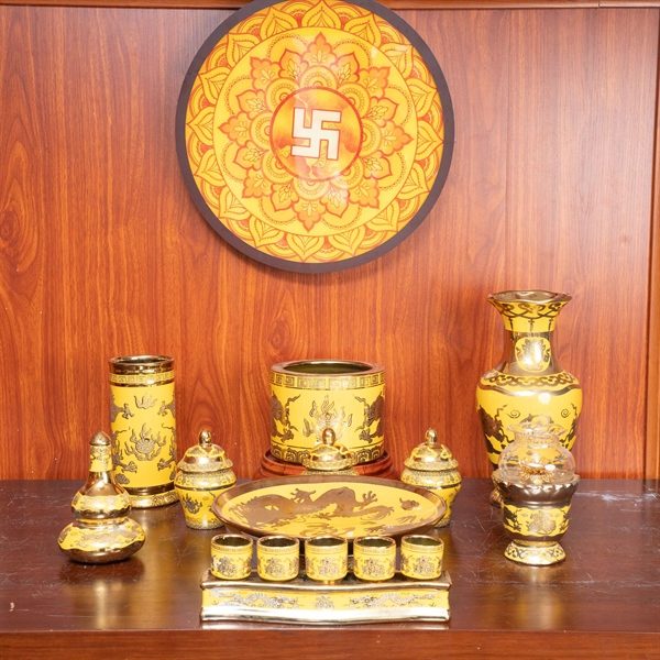 Bộ Đồ Thờ Thần Linh Sứ Vàng Kim Sa