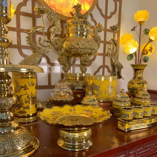 Bộ Bát Hương Sứ Kim Sa Thờ Thần Linh BTL01KS1