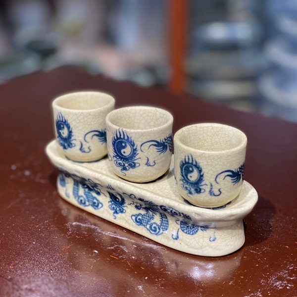 Kỷ/ Khay Nước 3 Chén Men Rạn Vẽ