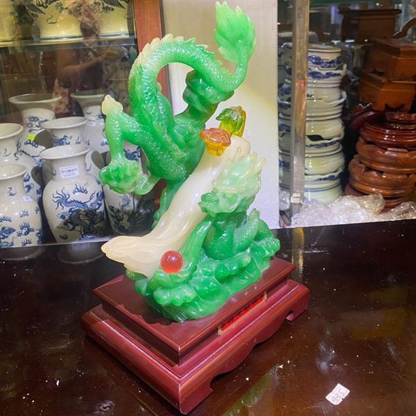 Thanh Long Nhả Ngọc Cuộn Củ Cải