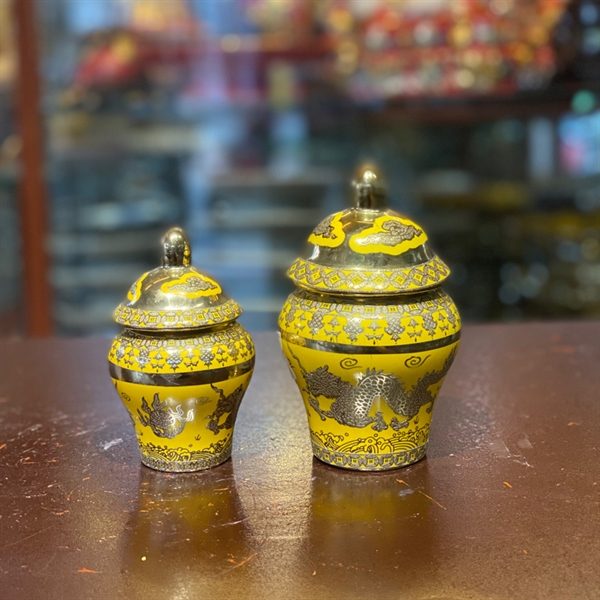 Chóe Thờ Sứ Men Vàng Kim Sa