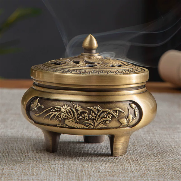 Đốt Trầm Nắp Dáng Bẹt Hiện Đại