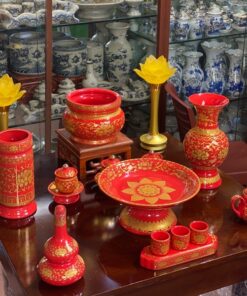 Bộ Đồ Thờ Thần Linh Sứ Gấm Đỏ BDTTLGD02