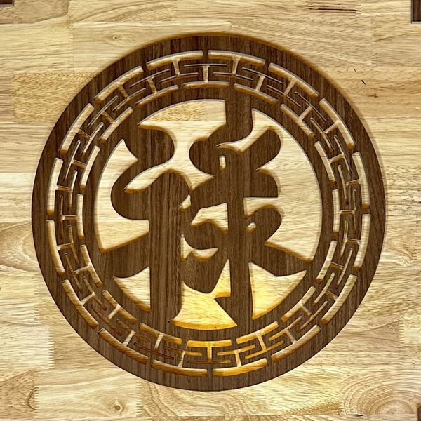 Tấm Trang Trí Trung Tâm Sau Bàn Thờ