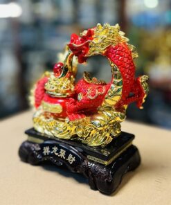 Tượng Rồng Đỏ Ôm Túi Vàng