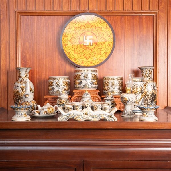 Bộ Thờ Gia Tiên Men Rạn Vẽ Vàng BTGTMRVV2