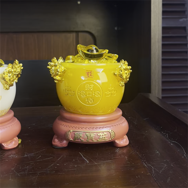 Bồn Tụ Bảo Chiêu Tài Đá Vàng