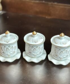 Chóe Thờ Hoa Sen Bạch Ngọc
