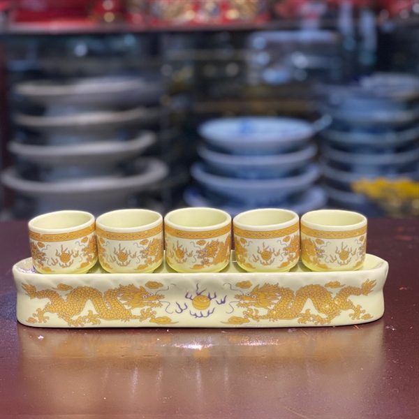 Khay / Kỷ Nước 5 Chén Men Vàng Ngà