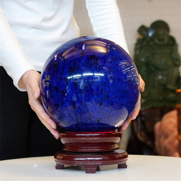 Quả Cầu Màu Xanh Biển Obsidian