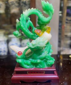 Thanh Long Nhả Ngọc Cuộn Củ Cải