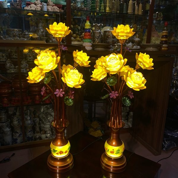 Đèn Thờ Hoa Sen 7 Bông Lưu Ly Thân Ngọc