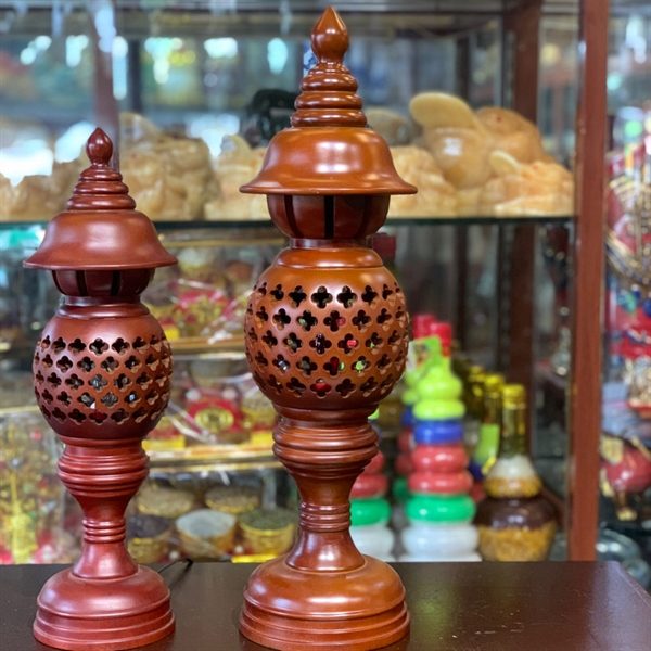 Đèn Thờ Gỗ Hương - Ảnh 4